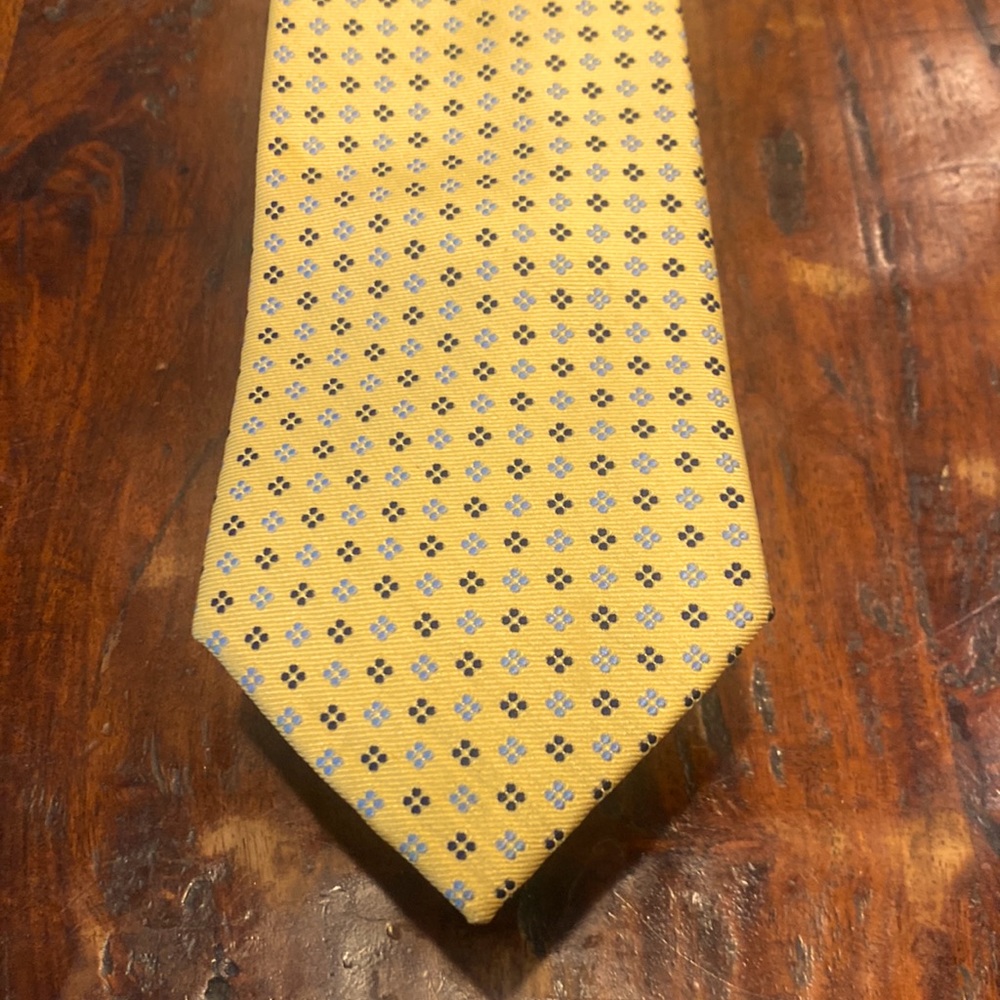 100% silk Tommy Hilfiger tie